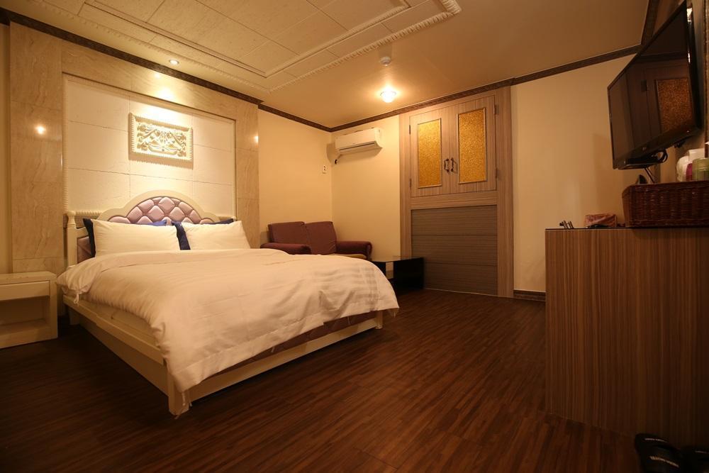 Hera Motel Daejeon Esterno foto
