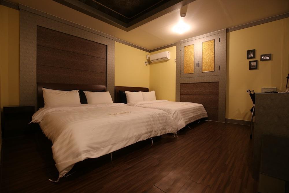 Hera Motel Daejeon Esterno foto